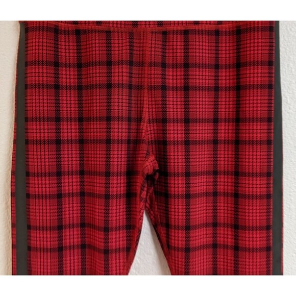 NEW! Wmn's ALO Occasion Buffalo Plaid Leggings in Scarlett Red w/Side Stripe M - Picture 7 of 16